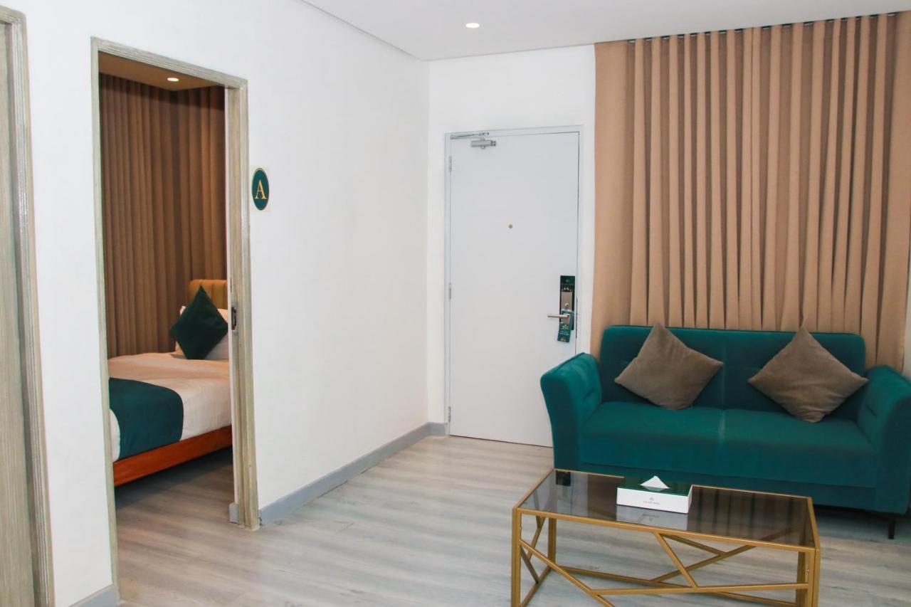 Solano Residences Lipa City Zewnętrze zdjęcie